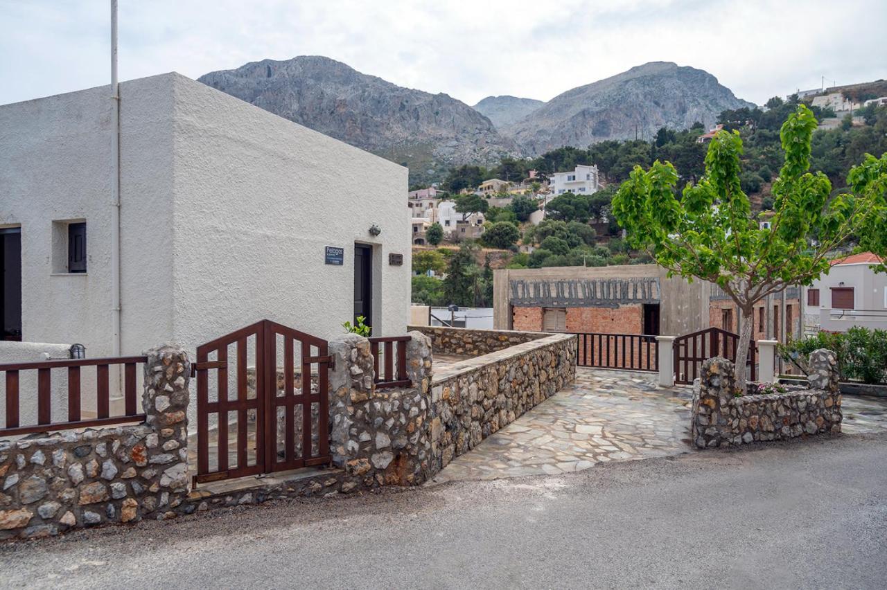 Pelagos Seafront Accommodation - Maria Myrties Exterior foto